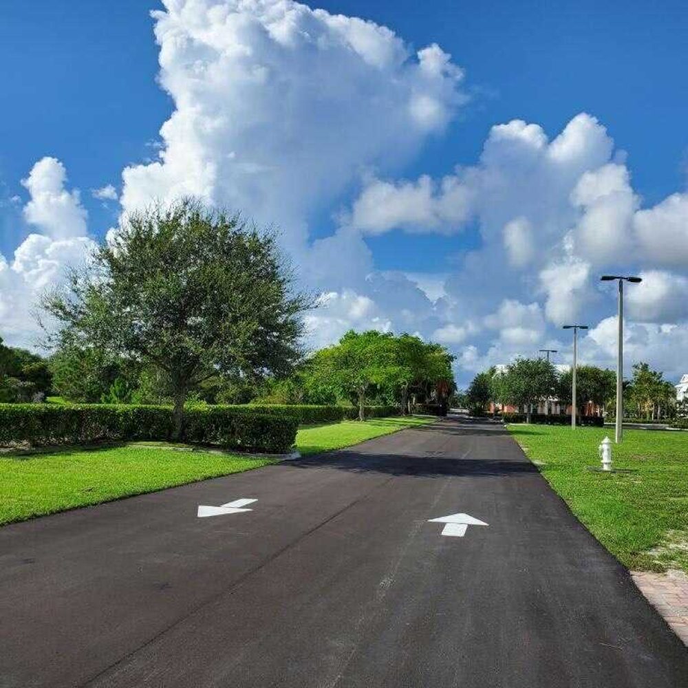 allpaving-service-thermoplastic-pavement-markings-1 allpaving-service-thermoplastic-pavement-markings-1